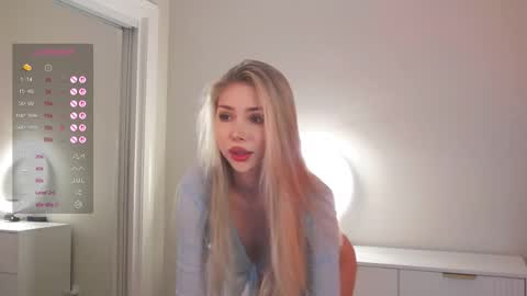 Snapshot of jenny_perry chatting on 11.17.25 Jenny Instagram jenny ppperry NEXT LIVE TUESDAY online show from 11.17.25