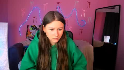 Snapshot of jenny_rill chatting on 04.10.26 Jenny online show from 04.10.26