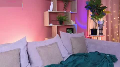 jennyfer_me online show from 04.17.26