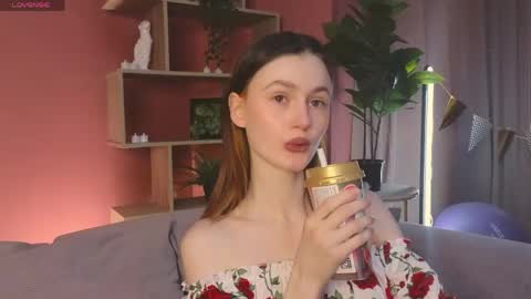 jennyfer_me online show from 05.10.26