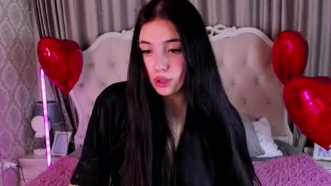 Snapshot of jennyferguson chatting on 02.15.25 Jenny Ferguson online show from 02.15.25