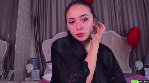 Snapshot of jennyferguson chatting on 02.19.25 Jenny Ferguson online show from 02.19.25