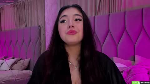 Snapshot of jennyferguson chatting on 09.23.25 Jenny Ferguson online show from 09.23.25