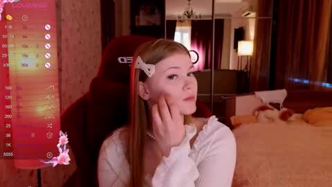 Snapshot of jennykiss11 chatting on 10.02.25 your dream online show from 10.02.25