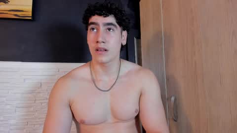 Snapshot of jepplay chatting on 09.22.25 jepplay online show from 09.22.25