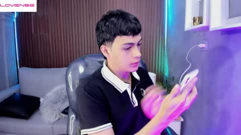 Snapshot of jeremias_1 chatting on 05.05.26 JEREMIAS online show from 05.05.26