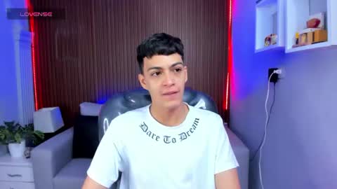 Snapshot of jeremias_1 chatting on 07.30.26 JEREMIAS online show from 07.30.26