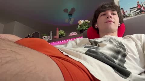 Snapshot of jeremy1scott chatting on 03.02.26 jeremy1scott online show from 03.02.26