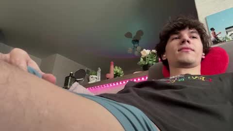 Snapshot of jeremy1scott chatting on 03.05.26 jeremy1scott online show from 03.05.26