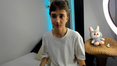 Snapshot of jeremy_salvatore_ chatting on 11.12.25 jero independent model online show from 11.12.25