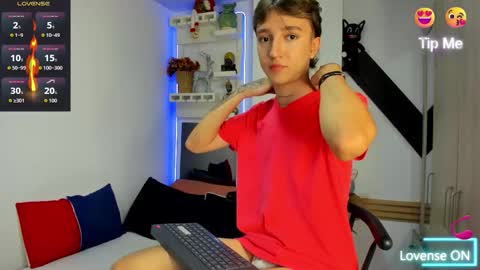 Snapshot of jeremy_salvatore_ chatting on 12.03.25 jero independent model online show from 12.03.25