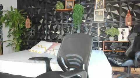 Snapshot of jeremy_wallker chatting on 07.18.26 Jeremy online show from 07.18.26