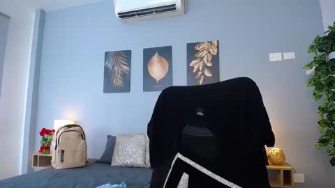 Snapshot of jeremylowe chatting on 12.13.24 Jeremy Lowe online show from 12.13.24