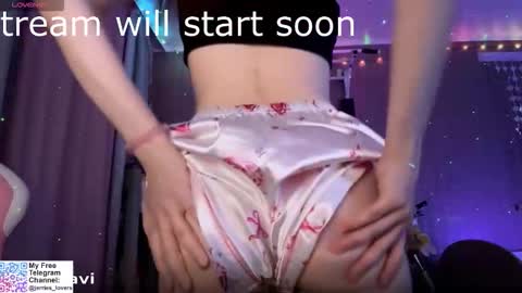 jerrienyhan online show from 10.24.25