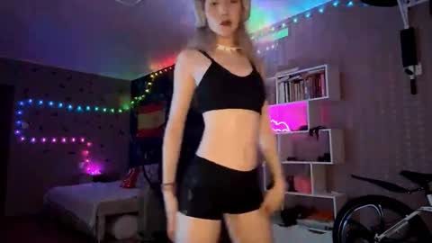 jerrienyhan online show from 11.20.25