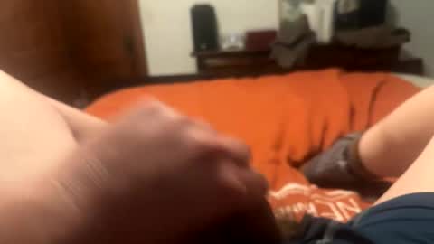 Snapshot of jerswill chatting on 12.09.24 Jeremys room chill and puff one enjoy online show from 12.09.24