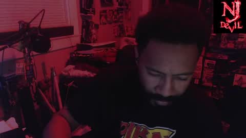 Snapshot of jerzey2k2 chatting on 04.12.26 Jerzey2k2 aka the Alpha online show from 04.12.26