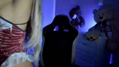 jess1ca_rabb1t online show from 01.17.25