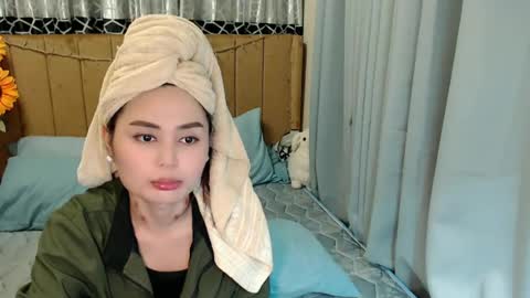 jess_goddes online show from 07.10.26
