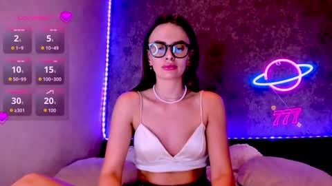 Jess online show from 08.06.26