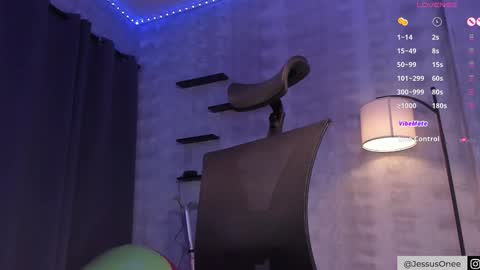 Snapshot of jessdrop chatting on 11.25.25 Jesus IG JessusOne online show from 11.25.25