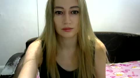 JessFox1 online show from 12.23.24