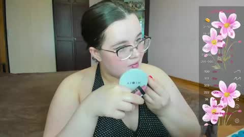 Natalia online show from 04.22.26