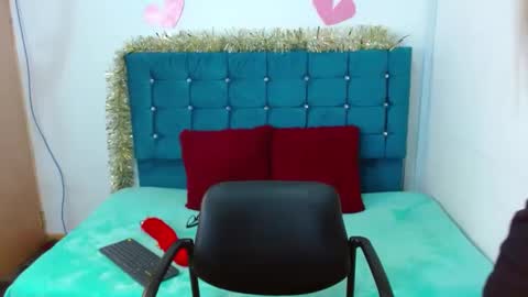 Snapshot of jessicarabbit4 chatting on 02.26.25 jessicarabbit4 online show from 02.26.25