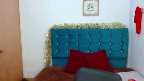 Snapshot of jessicarabbit4 chatting on 02.28.25 jessicarabbit4 online show from 02.28.25