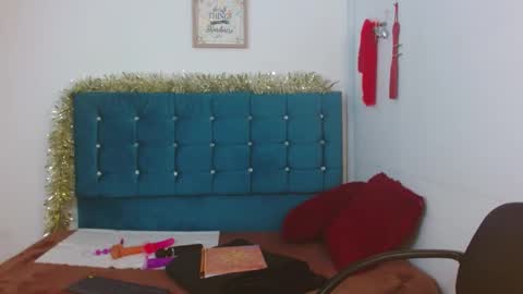 Snapshot of jessicarabbit4 chatting on 03.03.25 jessicarabbit4 online show from 03.03.25