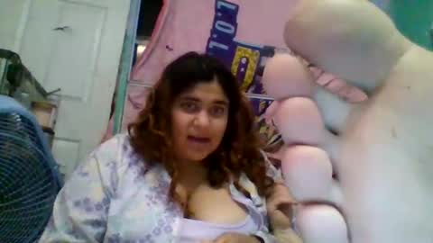 Snapshot of jessicarabbits4 chatting on 06.11.26 dovedianna online show from 06.11.26
