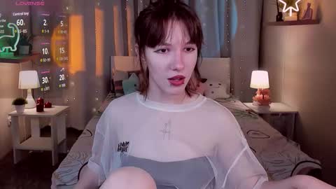 Snapshot of jessiefrost chatting on 11.15.25 jessiefrost online show from 11.15.25