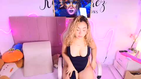 Snapshot of jessika_ortiz chatting on 07.02.26 jessika online show from 07.02.26
