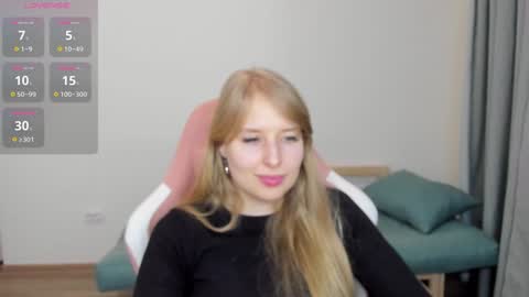 Snapshot of jessy_comely chatting on 02.01.25 Jessy online show from 02.01.25