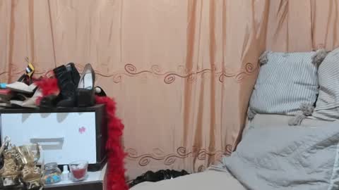 Snapshot of jessylonghair chatting on 06.17.26 Jessylonghair online show from 06.17.26