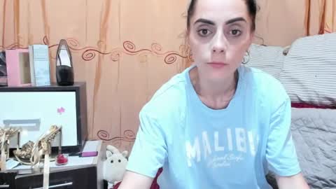 Snapshot of jessylonghair chatting on 07.13.26 Jessylonghair online show from 07.13.26