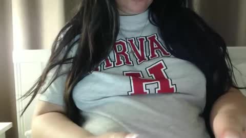 Snapshot of jessyqueen55 chatting on 02.02.25 OnlyJessy online show from 02.02.25