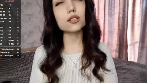 I am Gina ntmu Lets hit 10 Thumbs Up together online show from 04.23.26