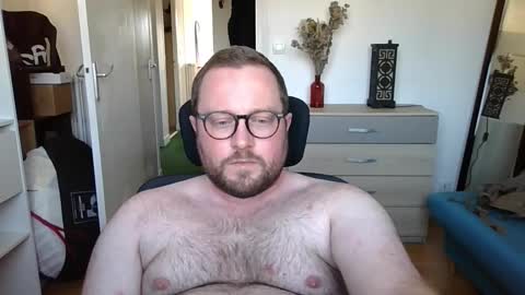 jeuneloup92 online show from 10.17.25