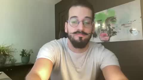 Snapshot of jeunemek00779042 chatting on 10.14.25 JEUNEMEK007 online show from 10.14.25