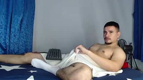 Snapshot of jeycob_happy97 chatting on 06.23.26 Juan David online show from 06.23.26
