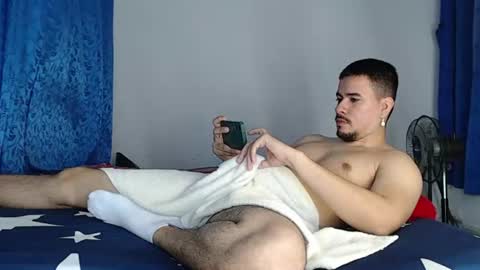 Snapshot of jeycob_happy97 chatting on 06.27.26 Juan David online show from 06.27.26