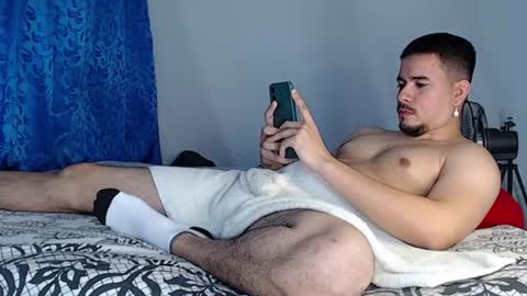 Snapshot of jeycob_happy97 chatting on 07.28.26 Juan David online show from 07.28.26