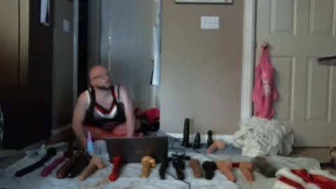Snapshot of jghosty69 chatting on 12.09.24 Nasty Cumslut online show from 12.09.24