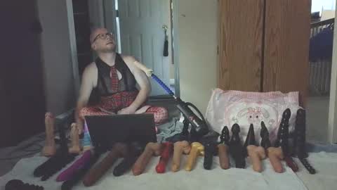 Snapshot of jghosty69 chatting on 10.21.25 Nasty Cumslut online show from 10.21.25