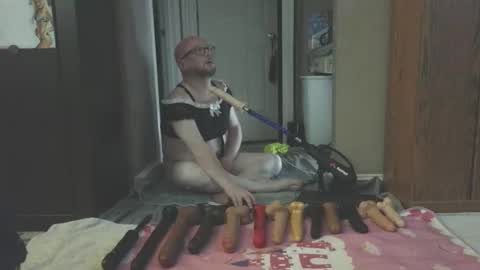 Snapshot of jghosty69 chatting on 04.16.26 Nasty Cumslut online show from 04.16.26
