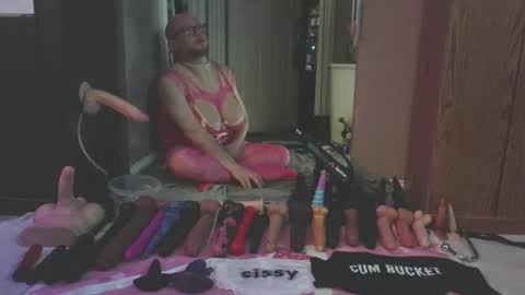 Snapshot of jghosty69 chatting on 05.10.26 Nasty Cumslut online show from 05.10.26