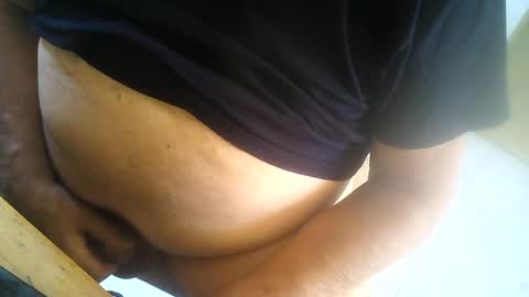 Snapshot of jhandyman1221 chatting on 07.29.26 jhandyman1221 online show from 07.29.26