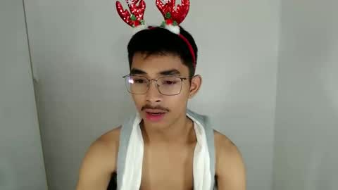 Snapshot of jhnxxnaughty_ chatting on 12.22.25 Johnny online show from 12.22.25
