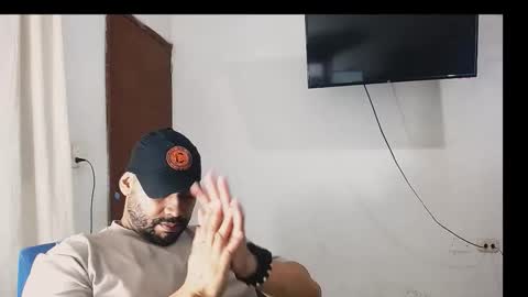 Snapshot of jho173027 chatting on 01.06.26 En moreno online show from 01.06.26